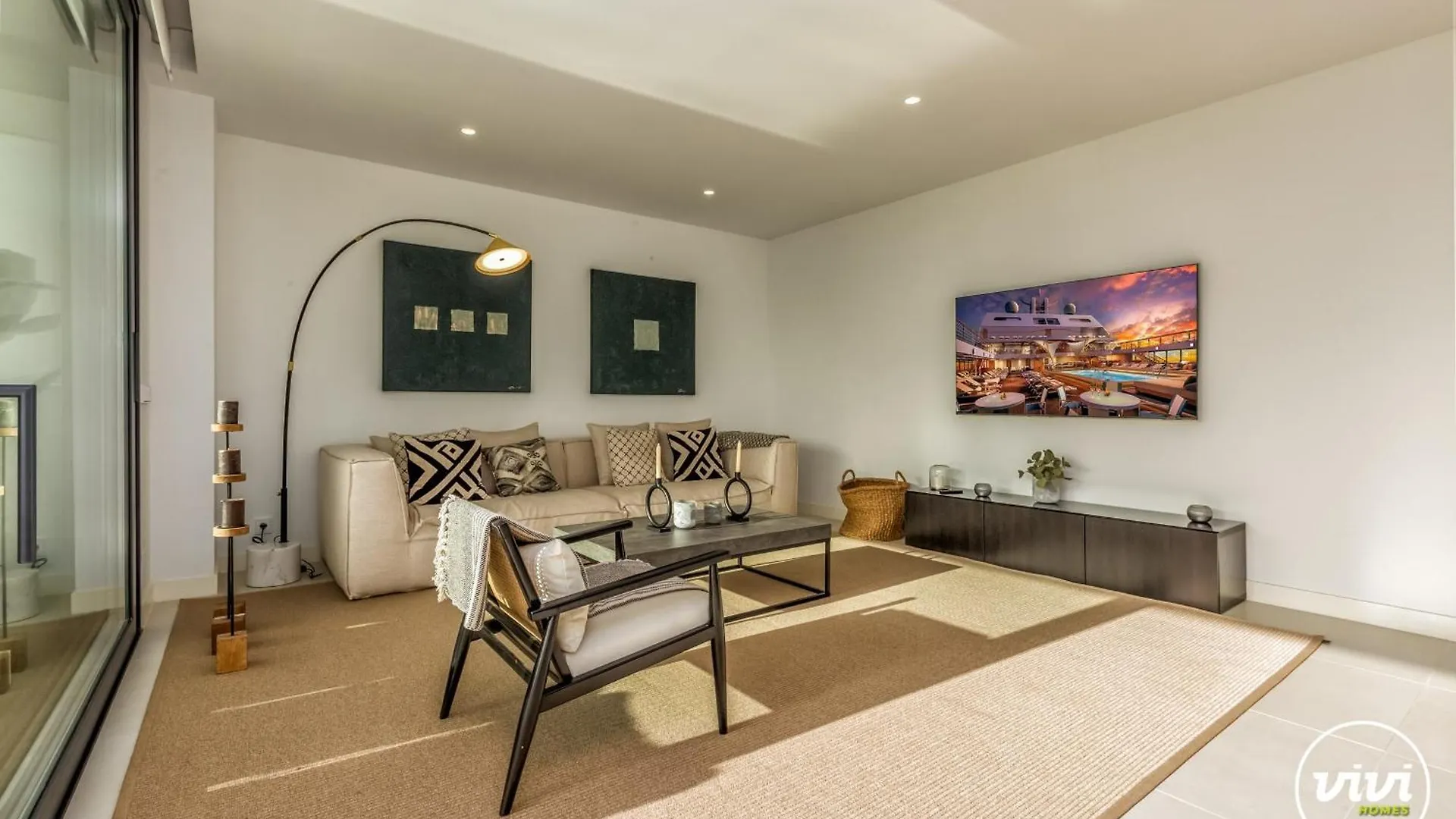 Vivi Homes - Terra Higueron Luxury, Terrace & Pool Fuengirola 0*,  Spanien